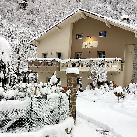 B&B Villa Paradiso Mezzana  Buitenkant foto