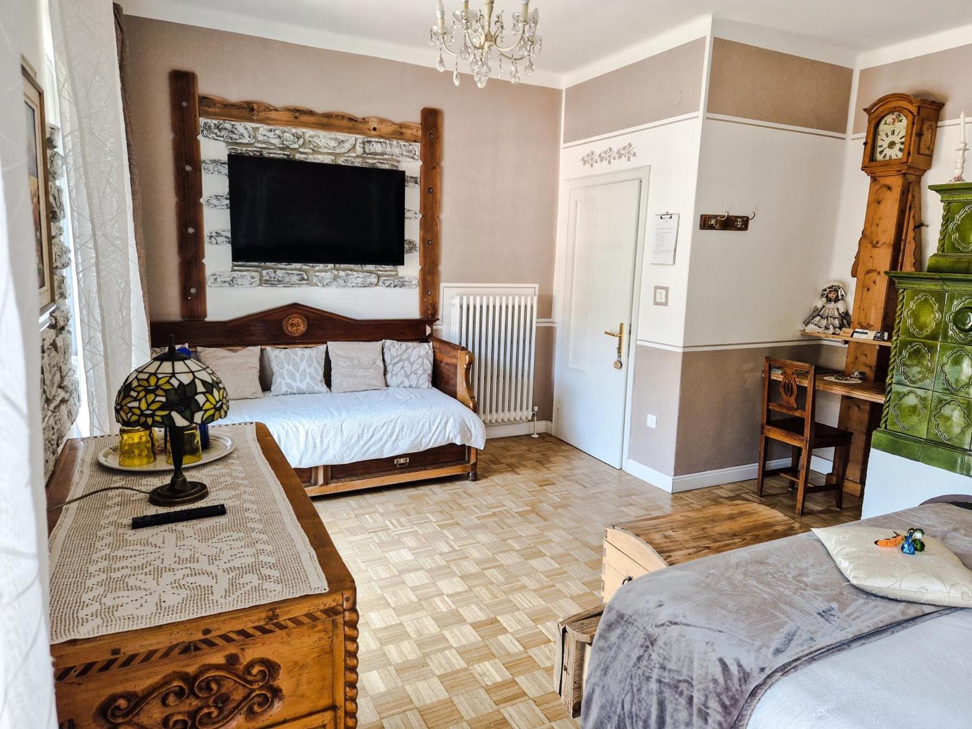 B&B Villa Paradiso Mezzana  Buitenkant foto